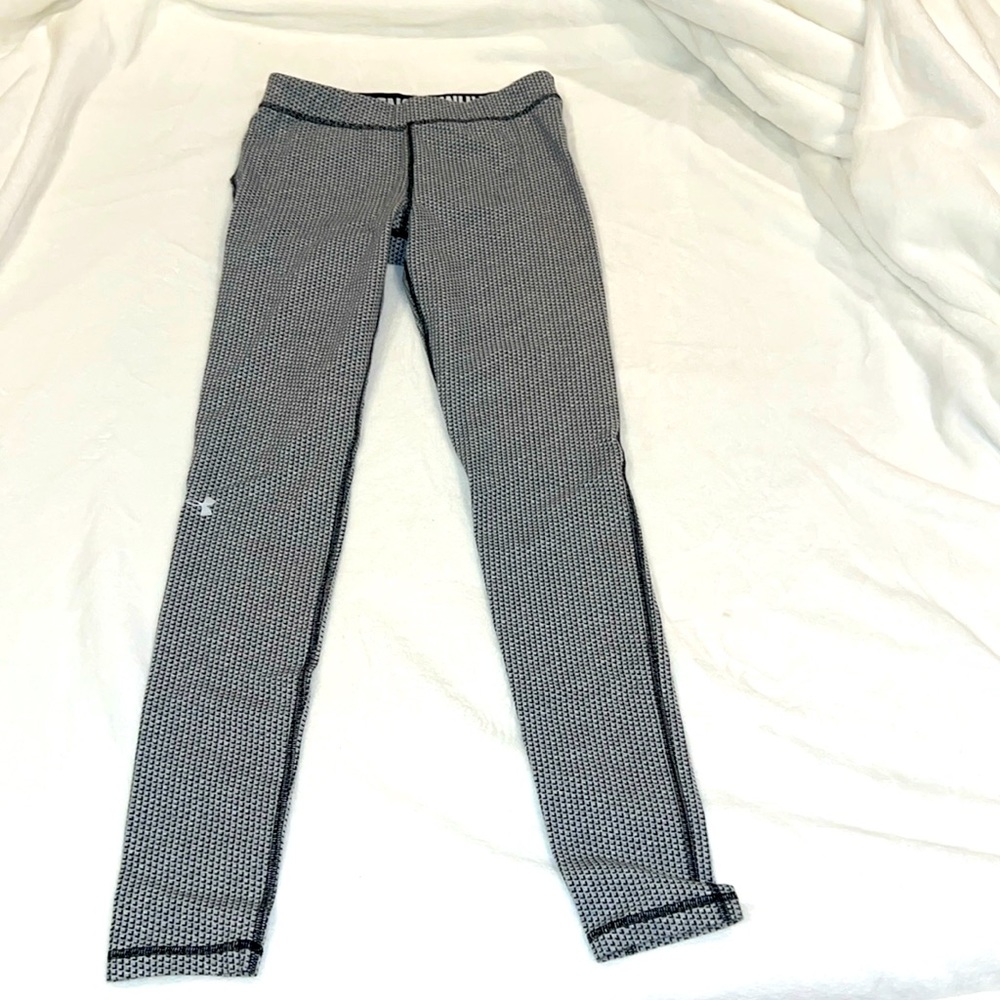 Under Armour workout leggings 7/8 length